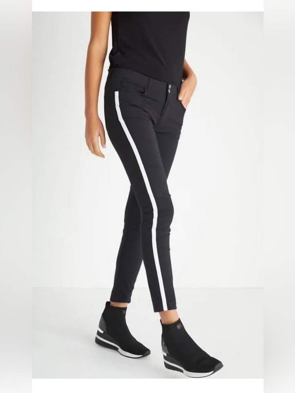 Black Side-Stripe Skinny Pants